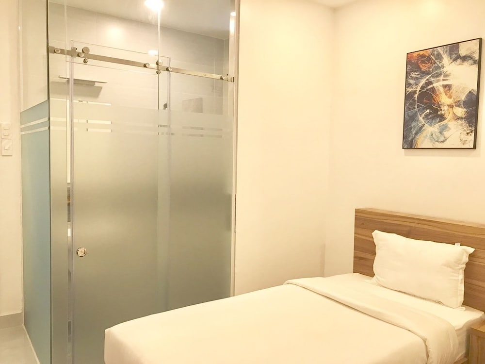 Louis Hostel 23/50