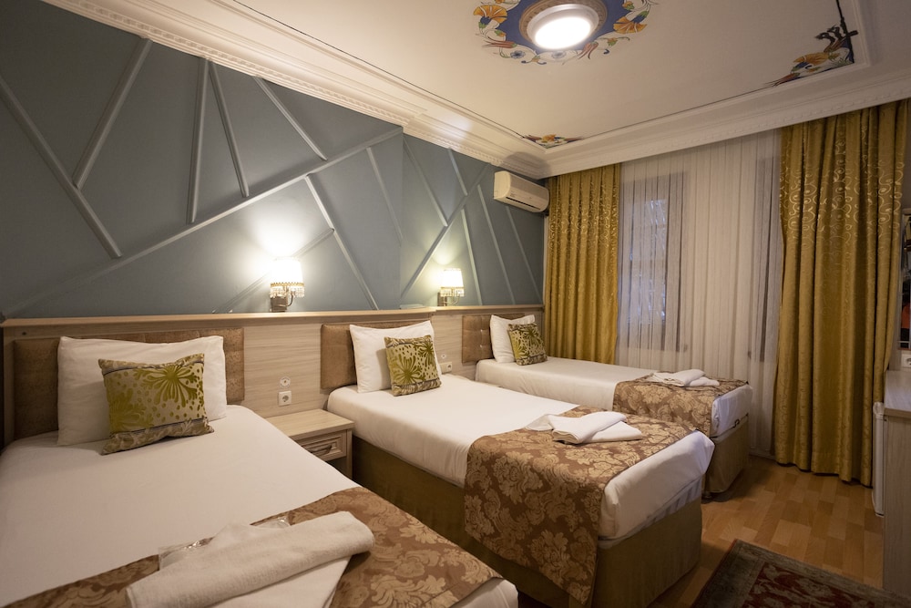 Tashkonak Hotel 14/77
