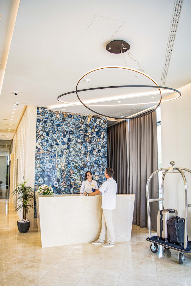 Lobby at Hotel Katamare, BECICI
