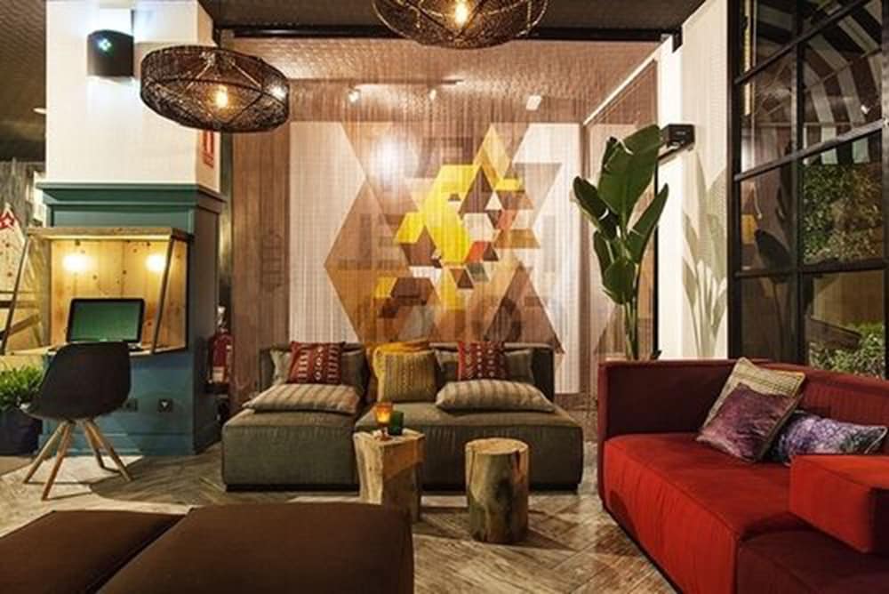 NEW HOTEL COLON 43/61