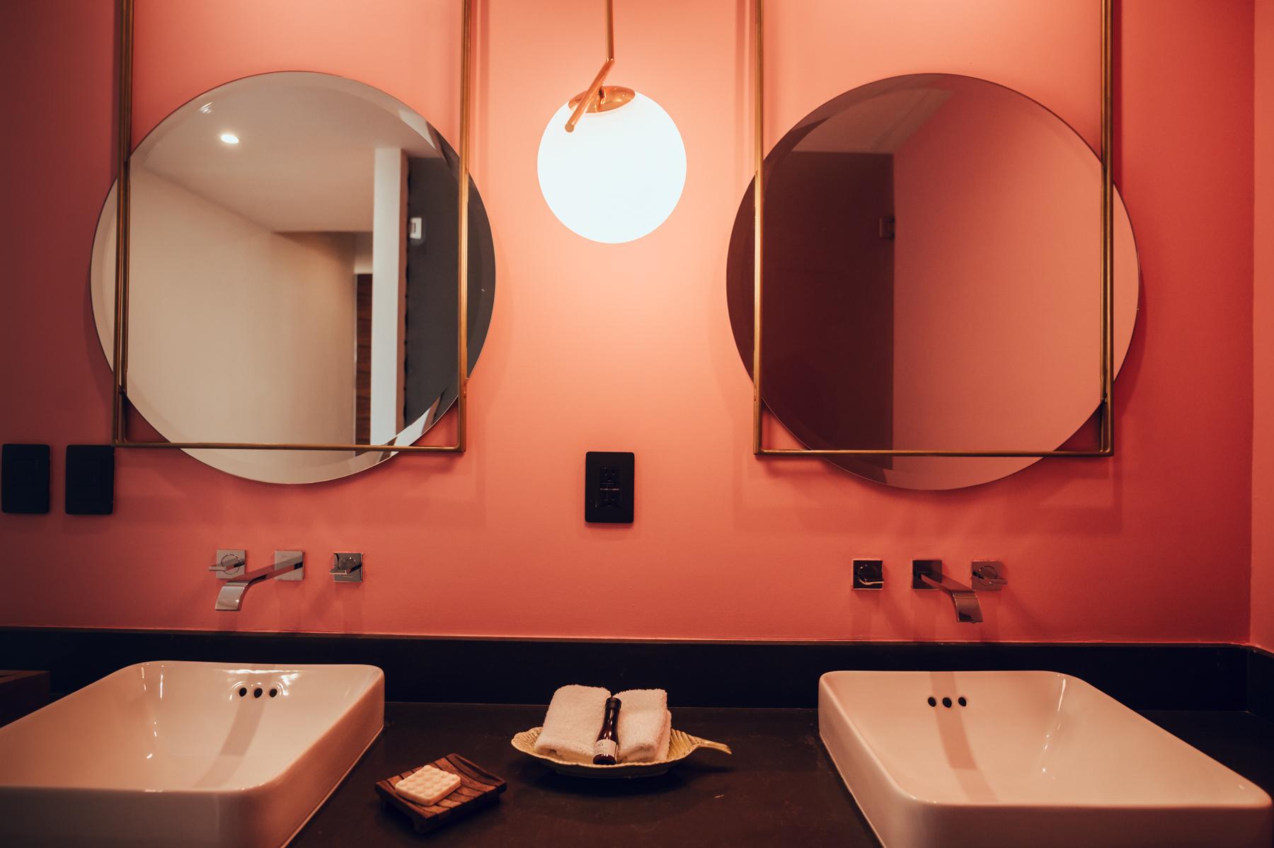 Superior, Double Bed, Street View، Calixta Hotel 6/9