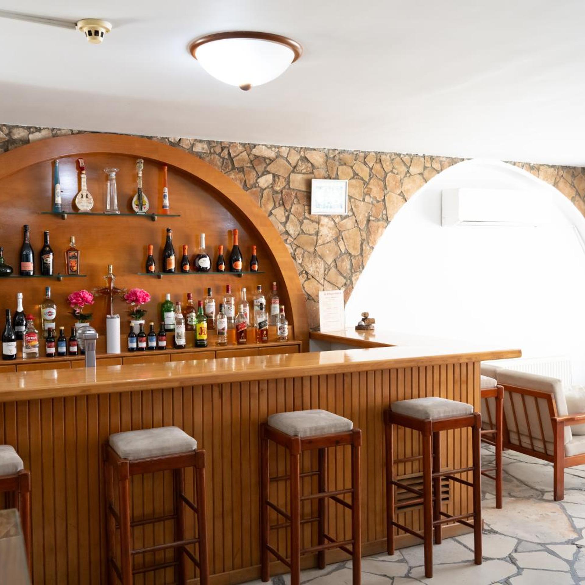 Le Village Hotel 33/50