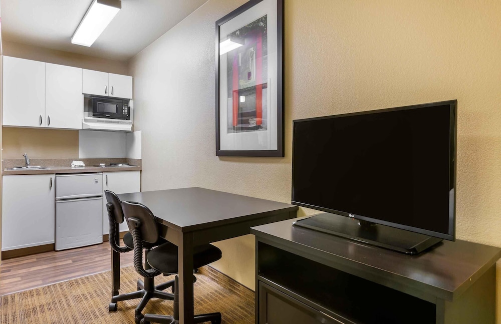 Extended Stay America - Albuquerque - Airport 11/14