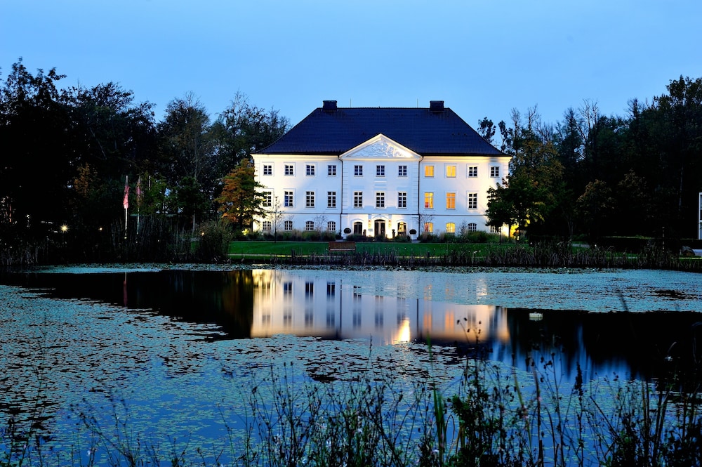 Schlossgut Gross Schwansee 52/54