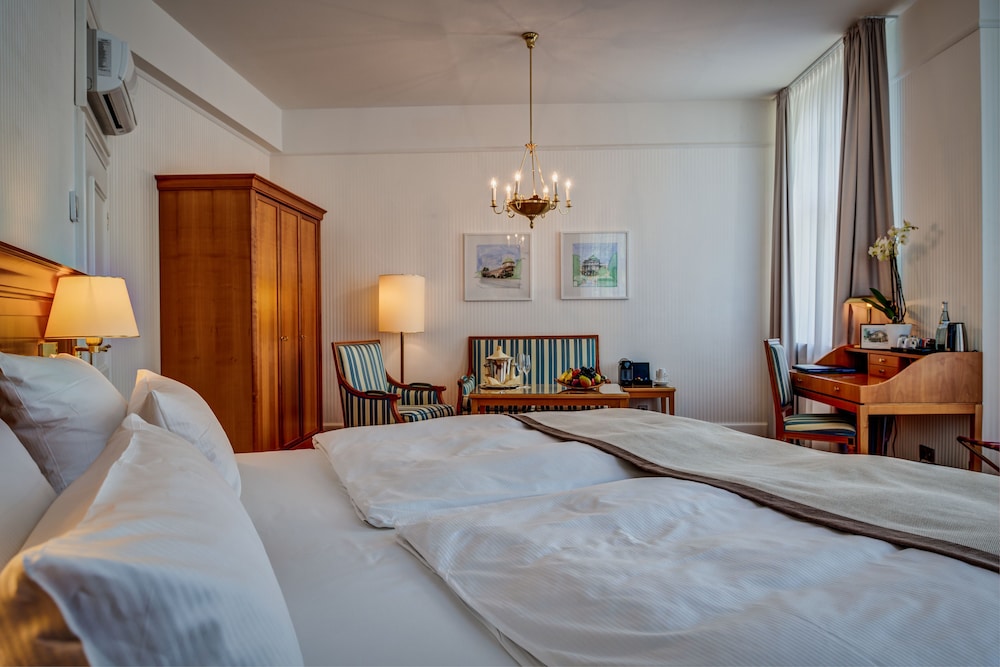 JUNIOR, DOUBLE BED