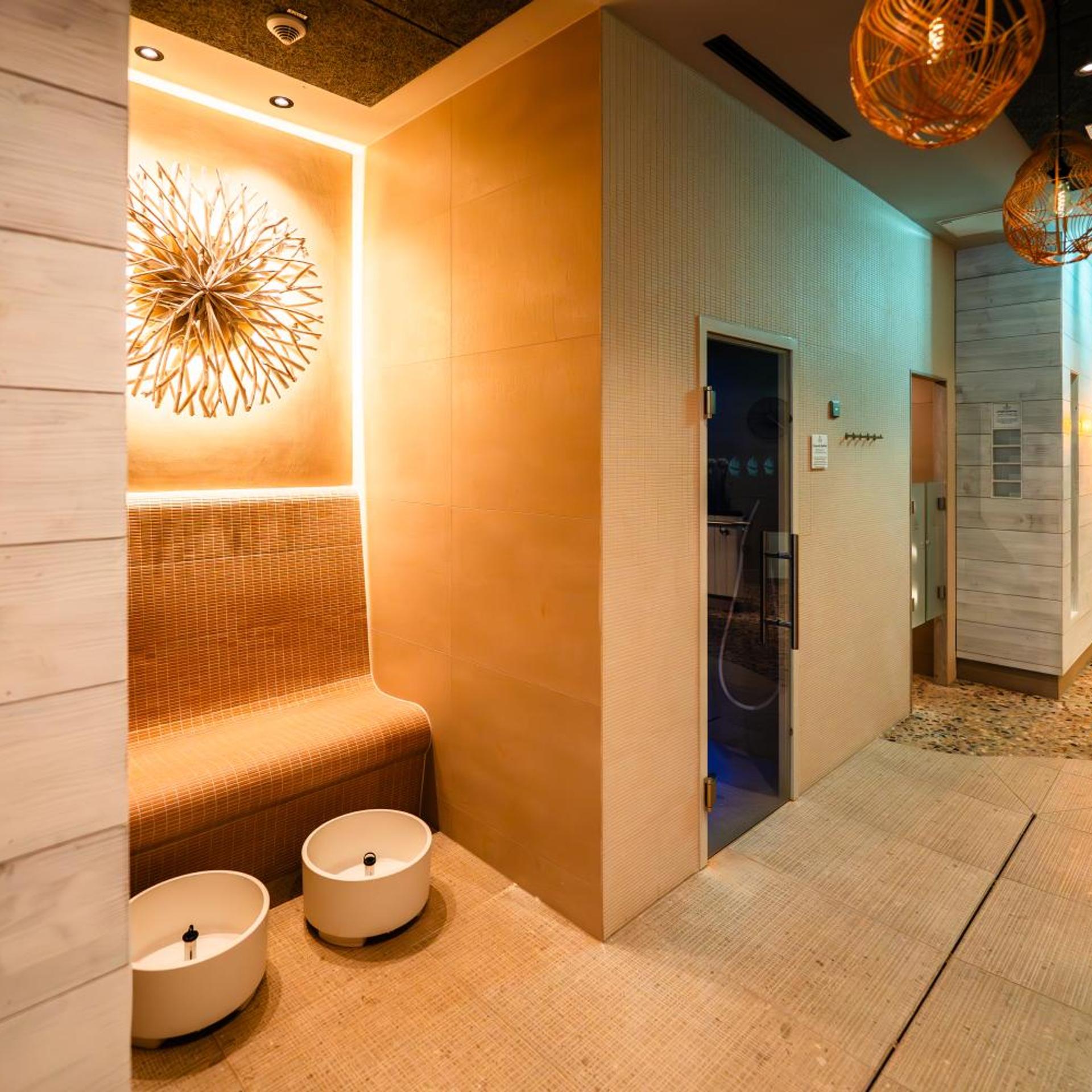 SlowDown Bottsand Hotel and Spa 12/50