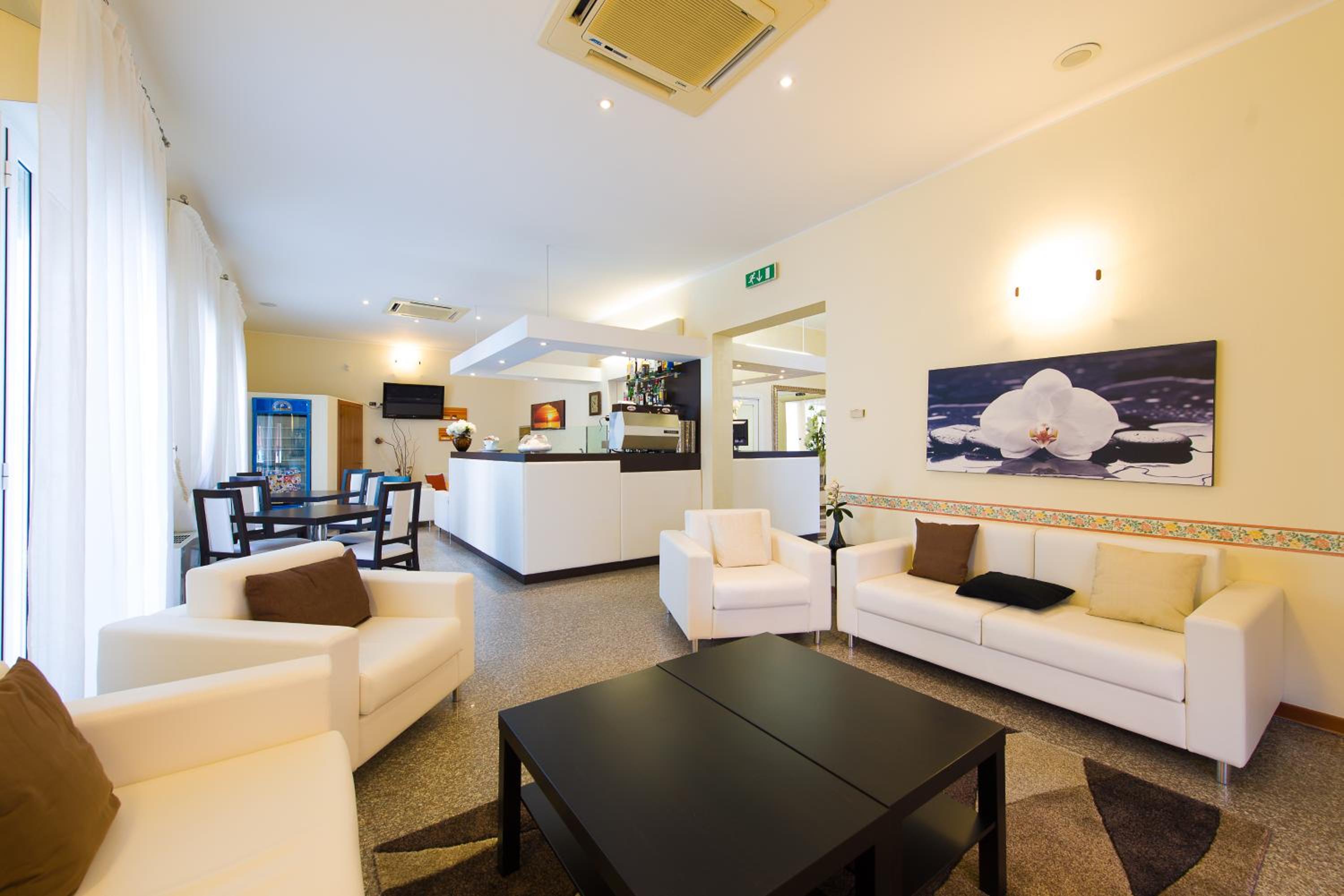 Hotel Galassia 37/50