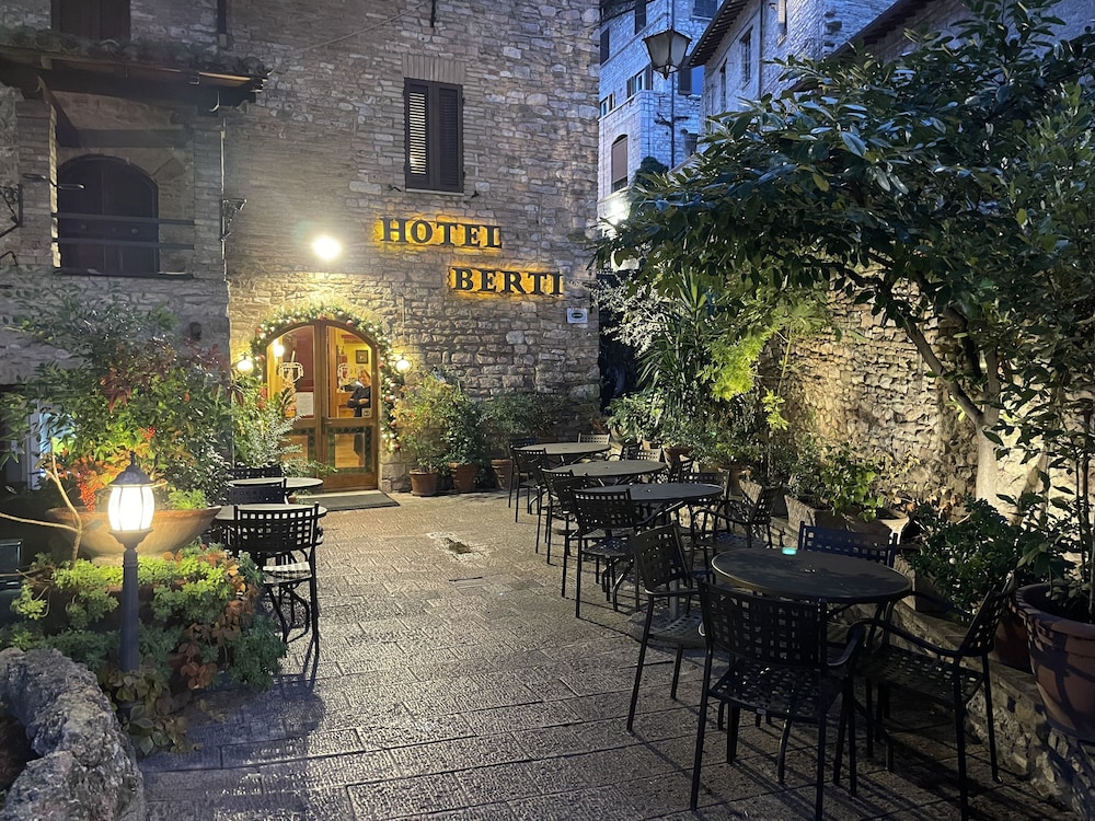 Hotel Berti 1/38