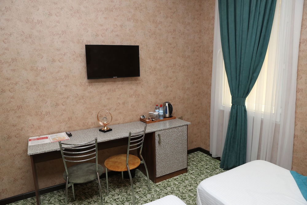 NEMI HOTEL 44/50