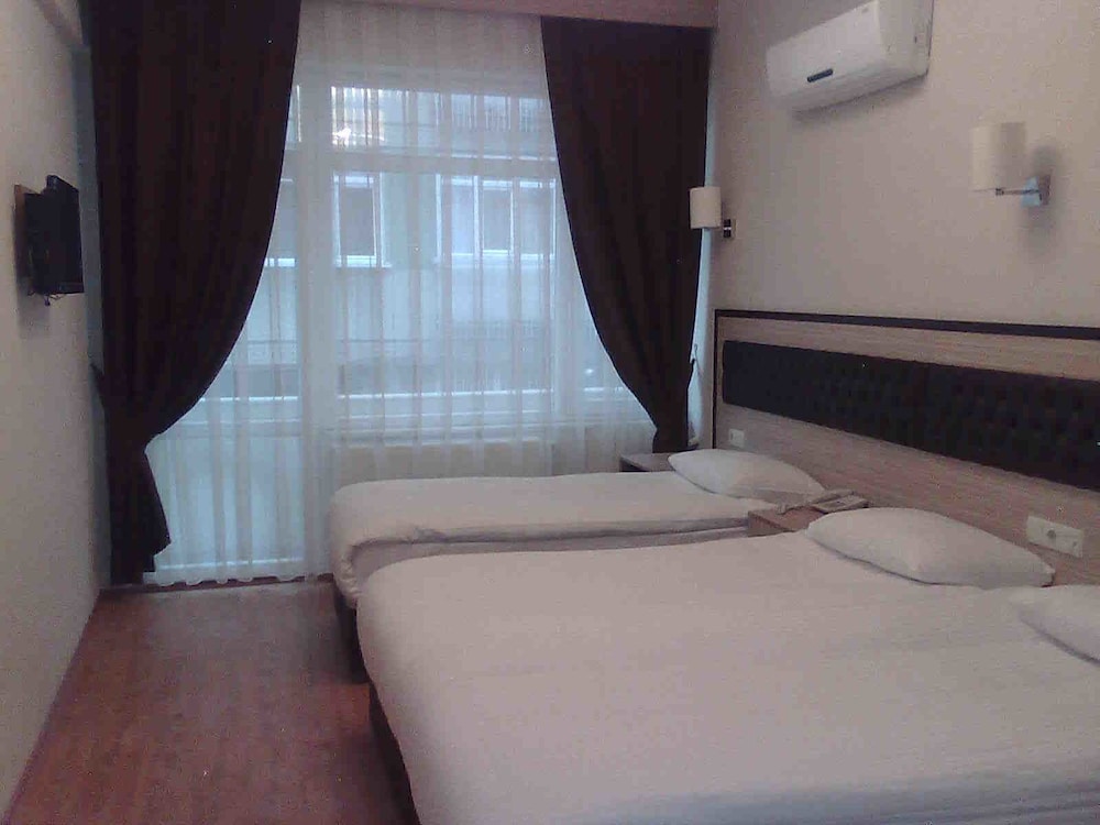 TUGRA HOTEL 21/65