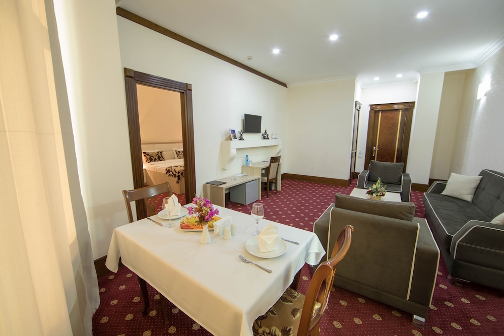 Baku Inn Hotel 25/50
