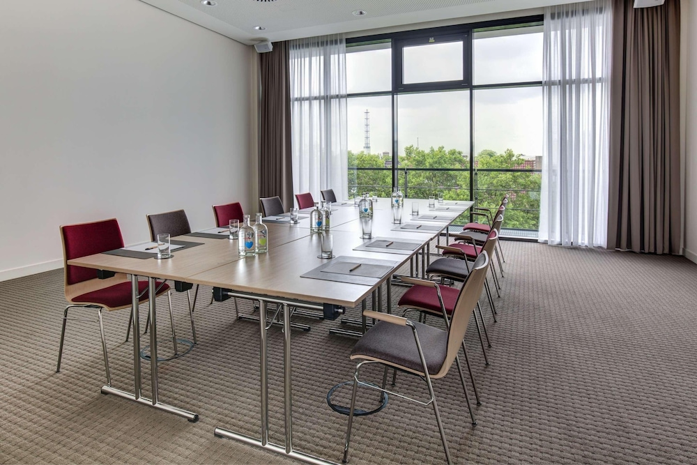 INTERCITYHOTEL DUISBURG 56/60
