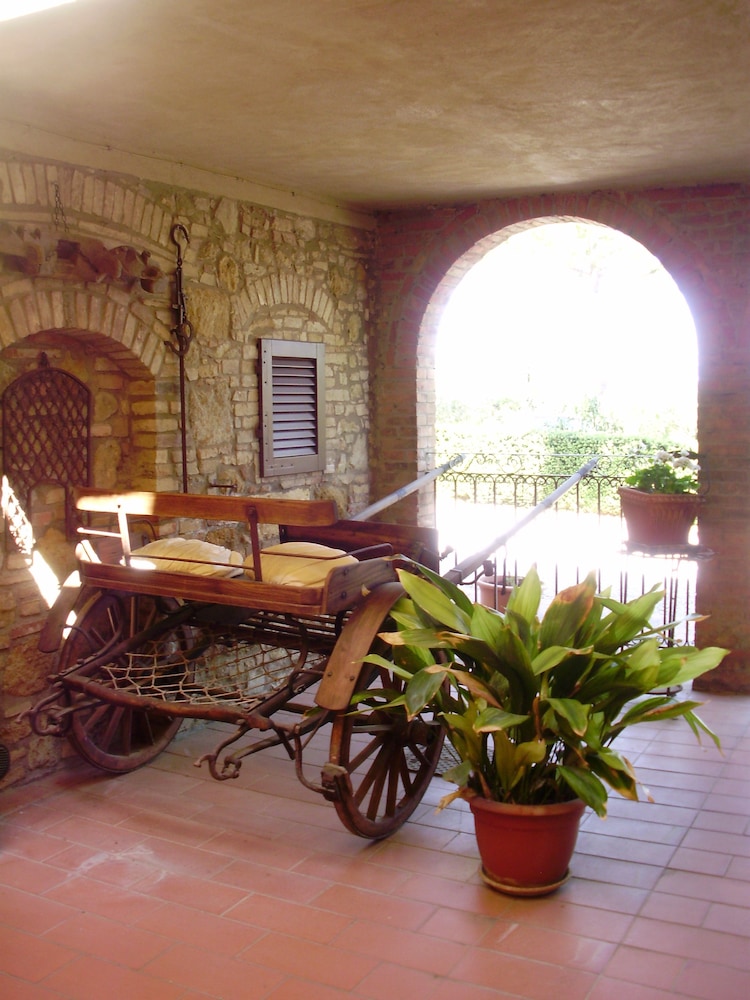 Il Casale Del Cotone And Rocca Degli Olivi 45/49