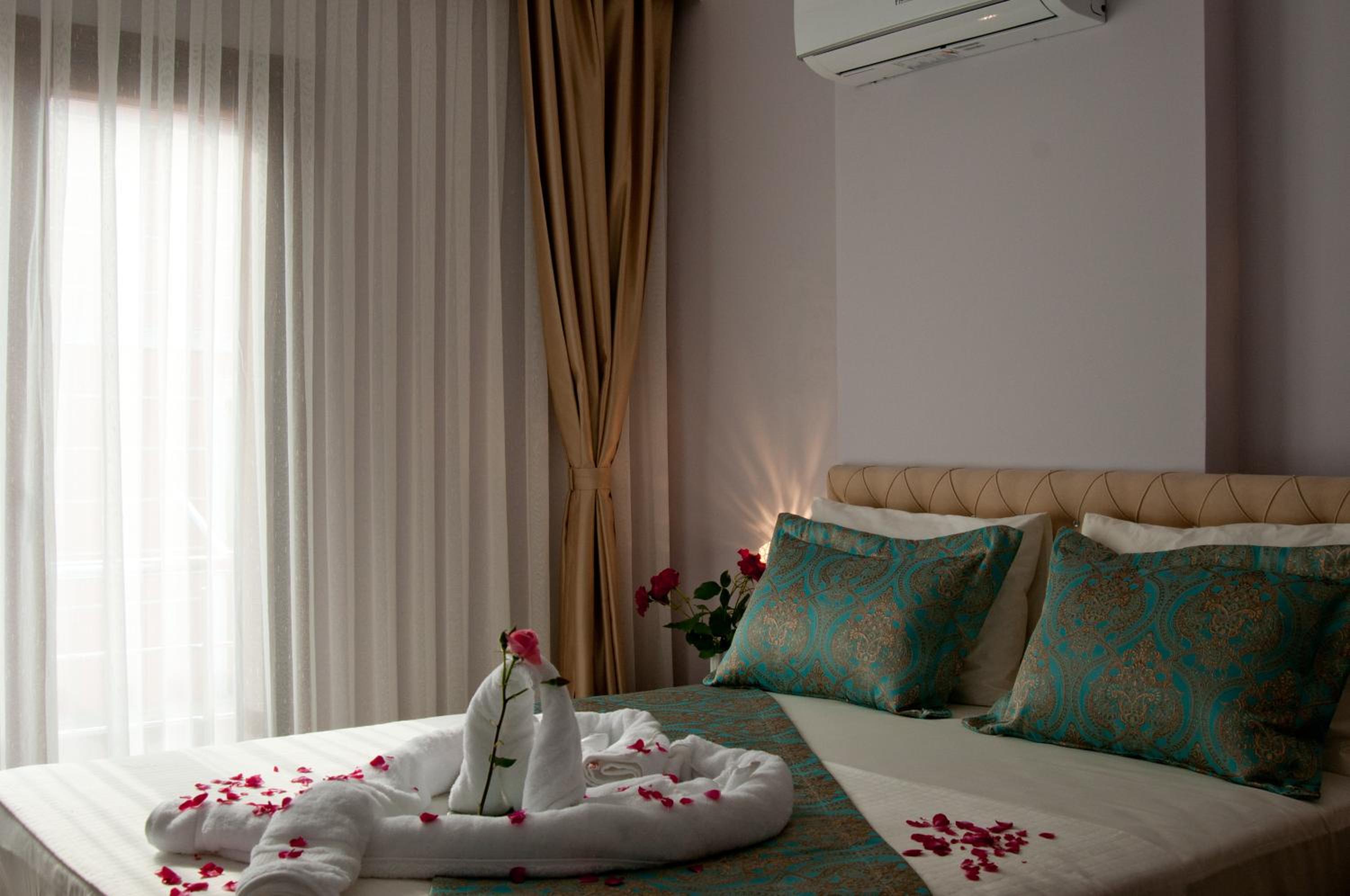 Standard, Double Bed