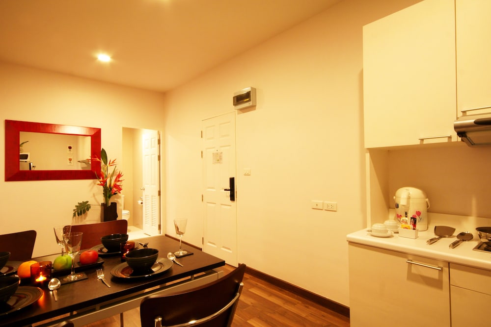 I Residence Hotel Sathorn 54/59