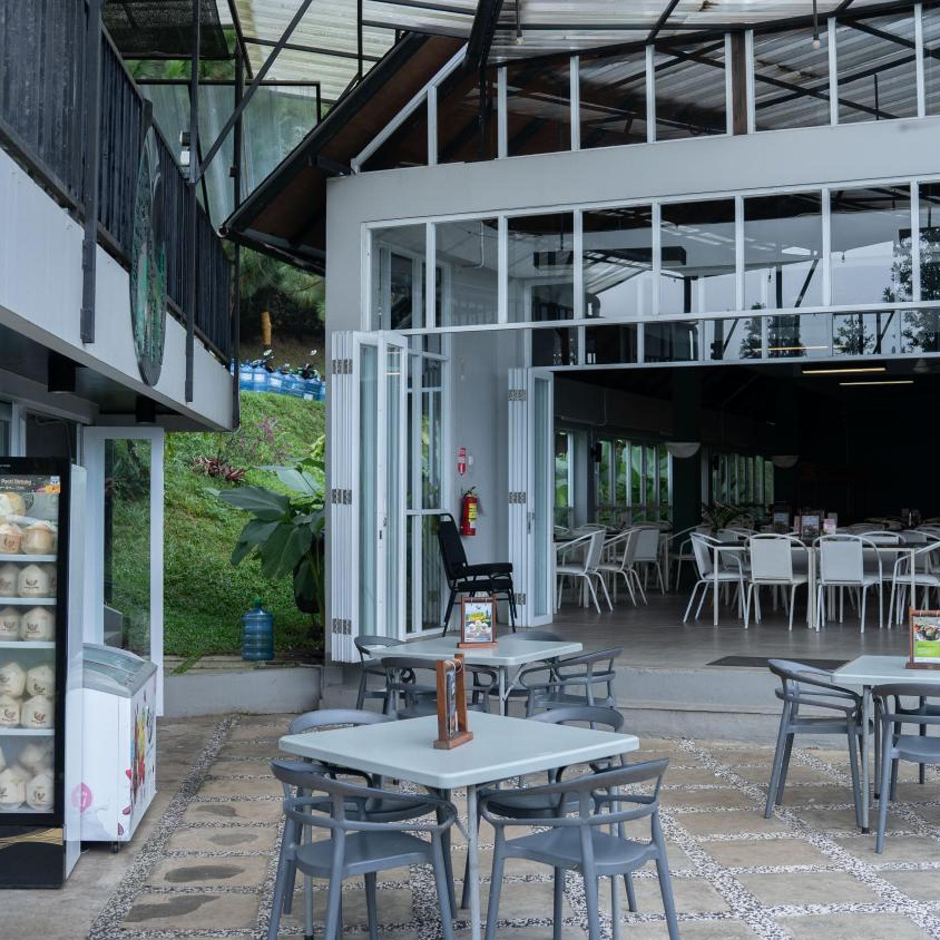 Leuweung Geledegan Ecolodge 36/51