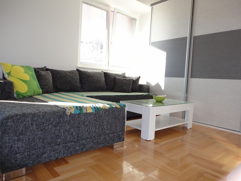 Accommodation Mell 17/30