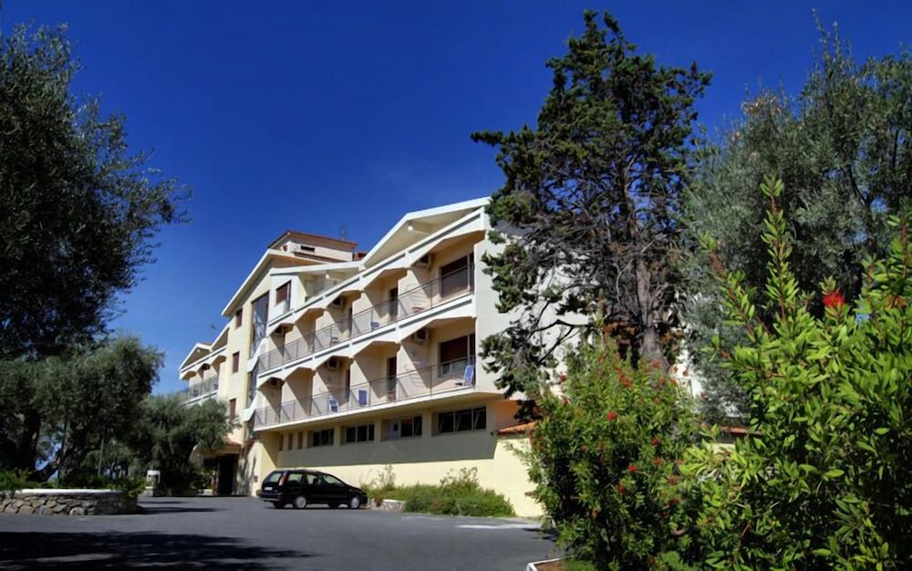 HOTELCLUB GUARDACOSTA 1/50