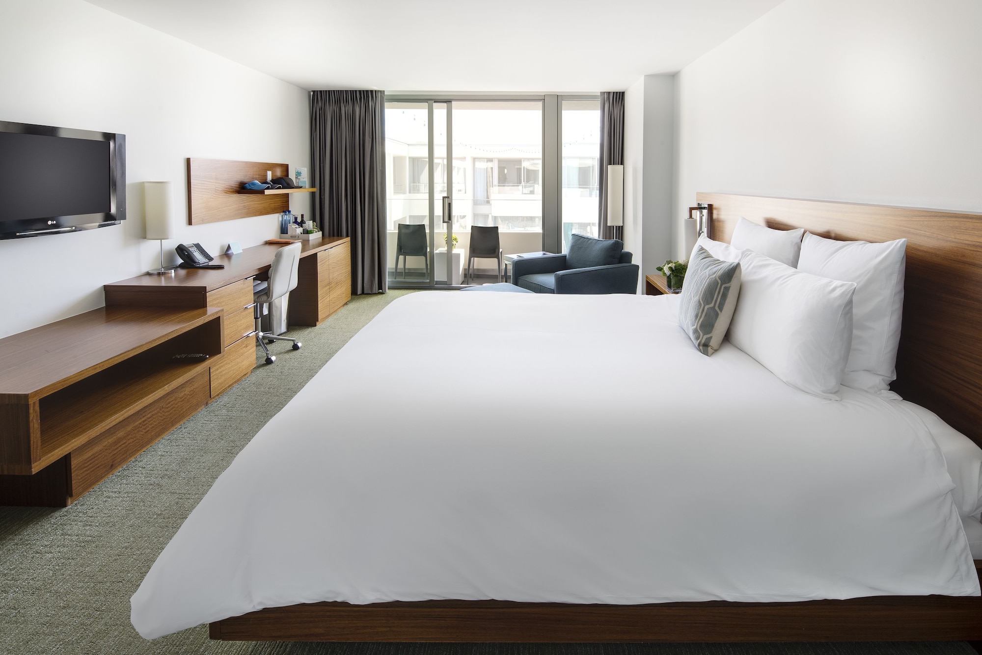 SANCTUARY, SUITE