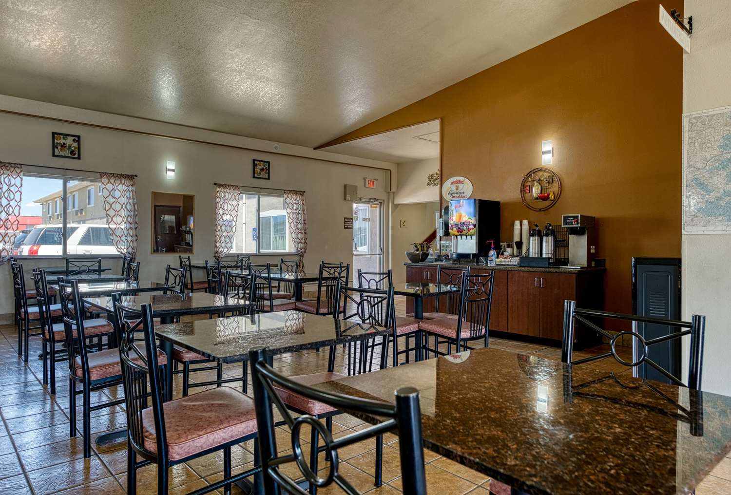 Super 8 By Wyndham Alamosa 39/51