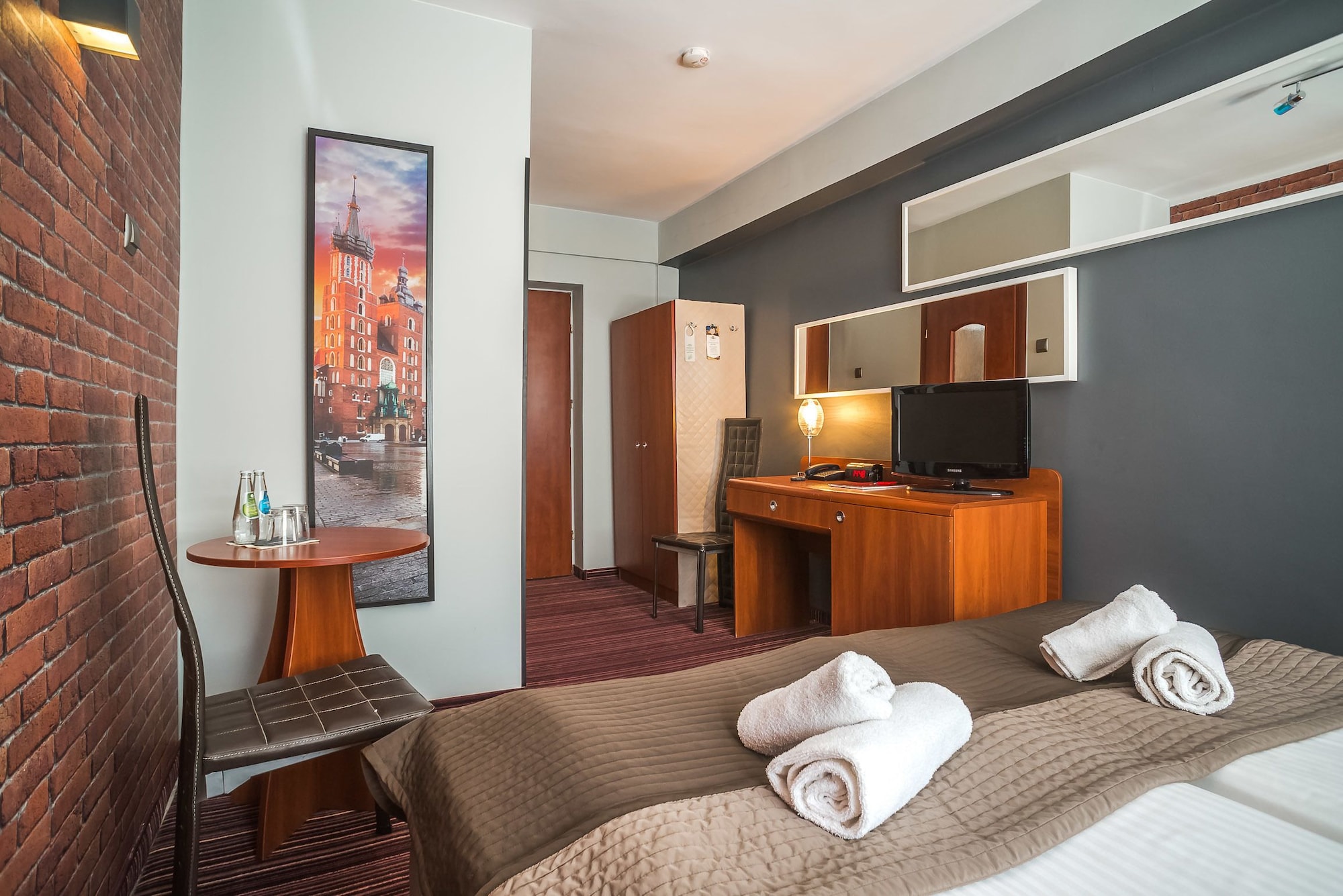 غرفة بسرير مزدوج، Delta Hotel 8/10