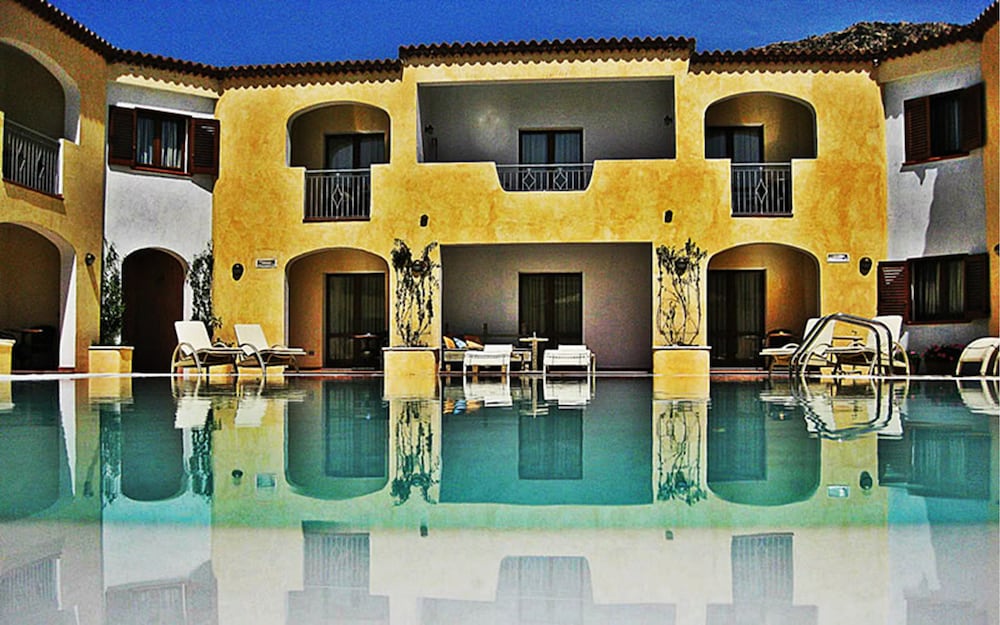 Hotel Monti Di Mola 3/61