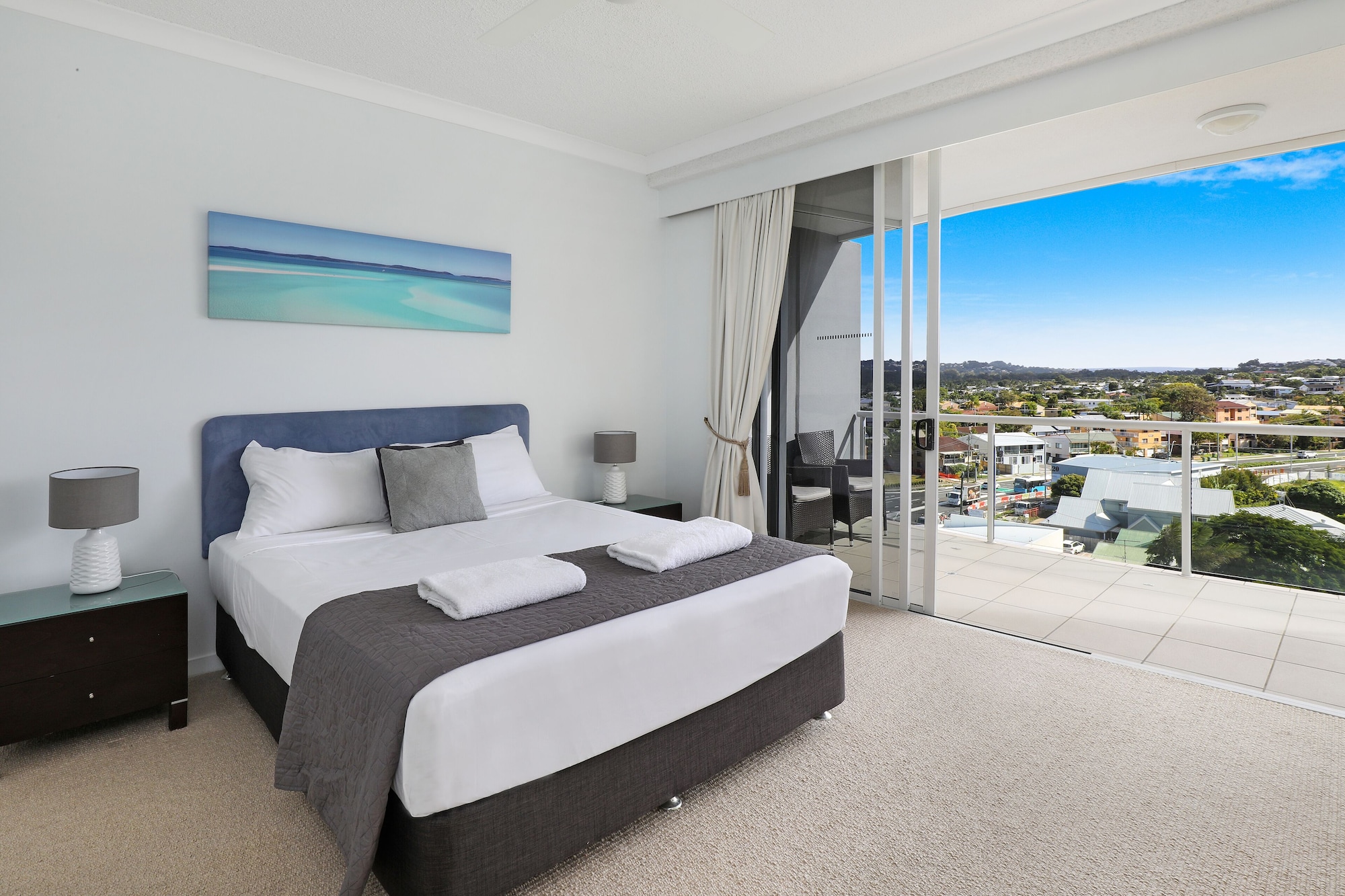 2 BEDROOMS, PREMIUM, APARTMENT