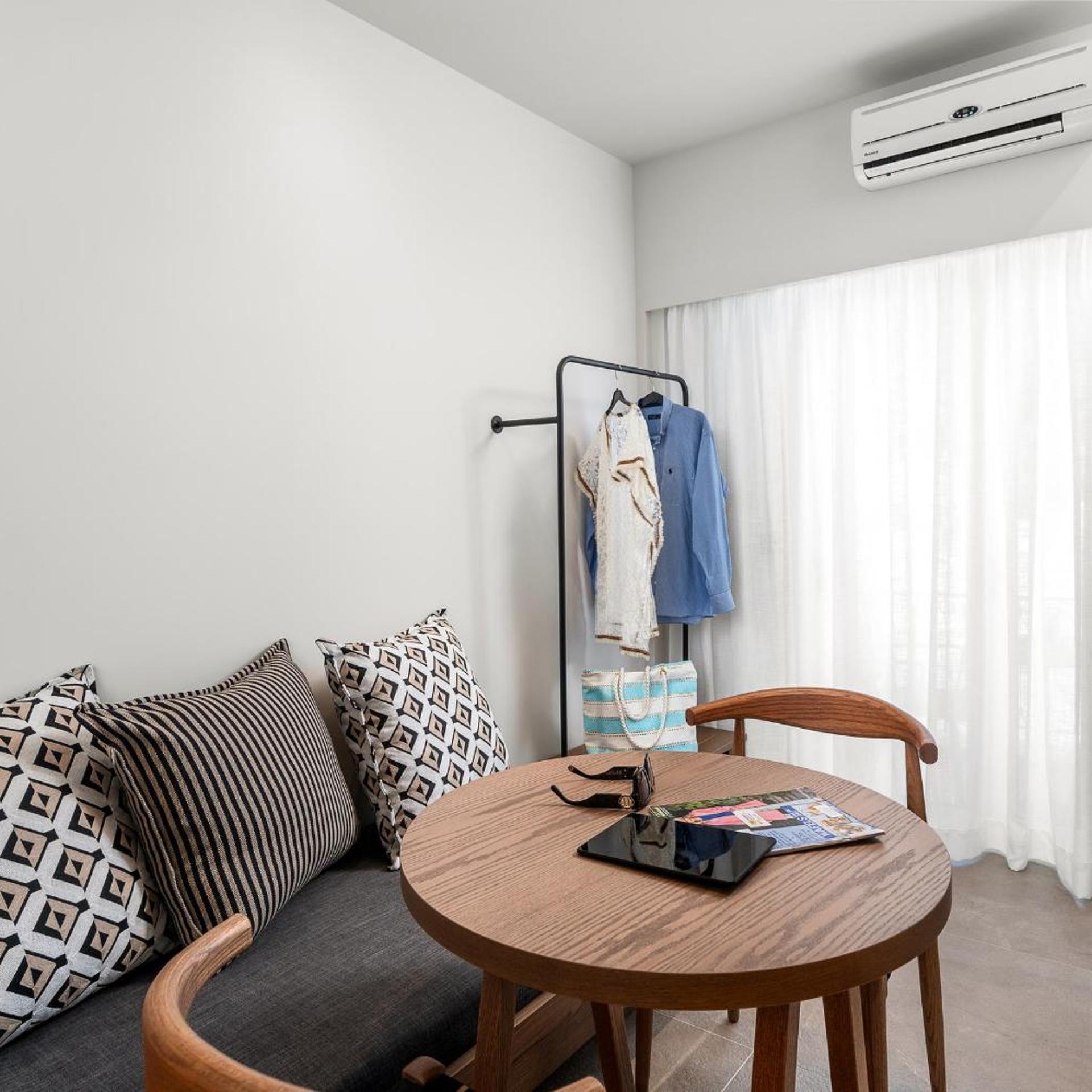 Glaros Hotel 43/63