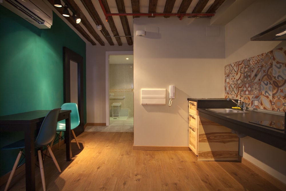 Suites You Zinc Ex Apartments Arenal 59/81