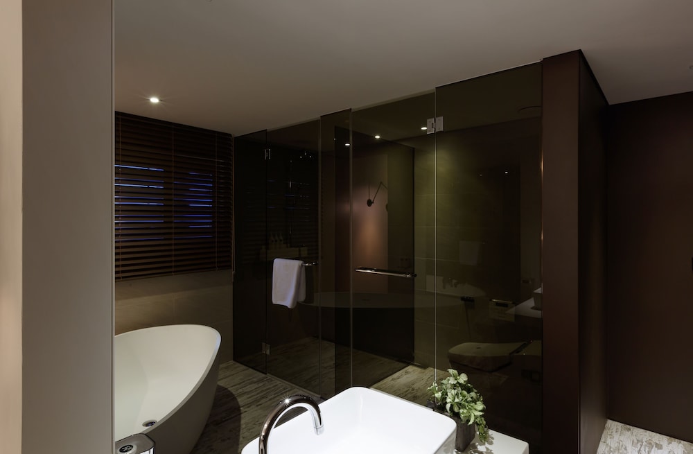 H Hotel Seocho 37/39