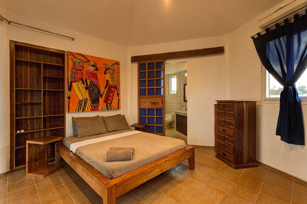 Aissatou Beach Resort 24/58