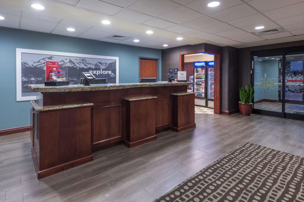 Hampton Inn Lehi-Thanksgiving Point 9/43