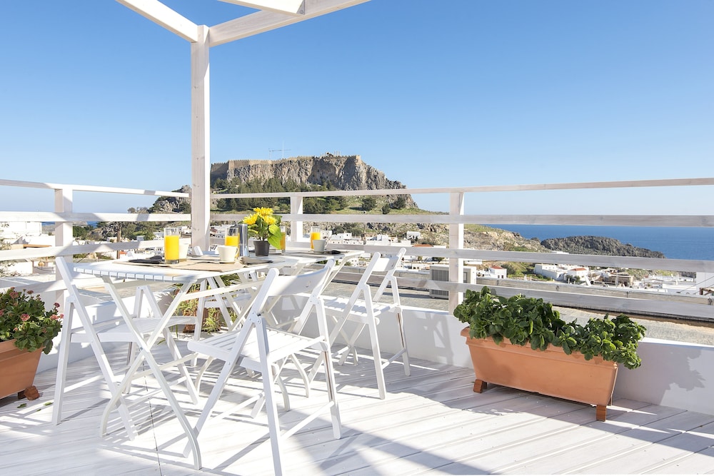 Lindos Harmony Suites 39/50