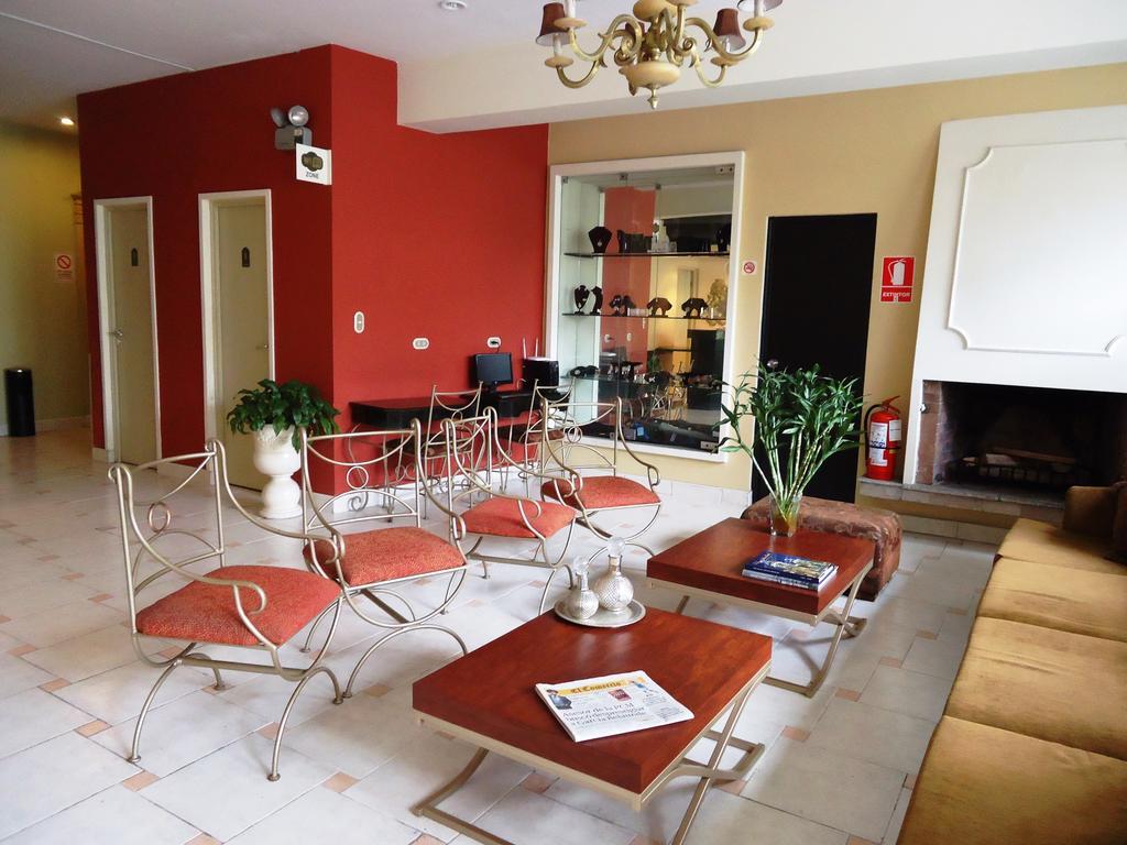 LEON DE ORO INN & SUITES 17/18