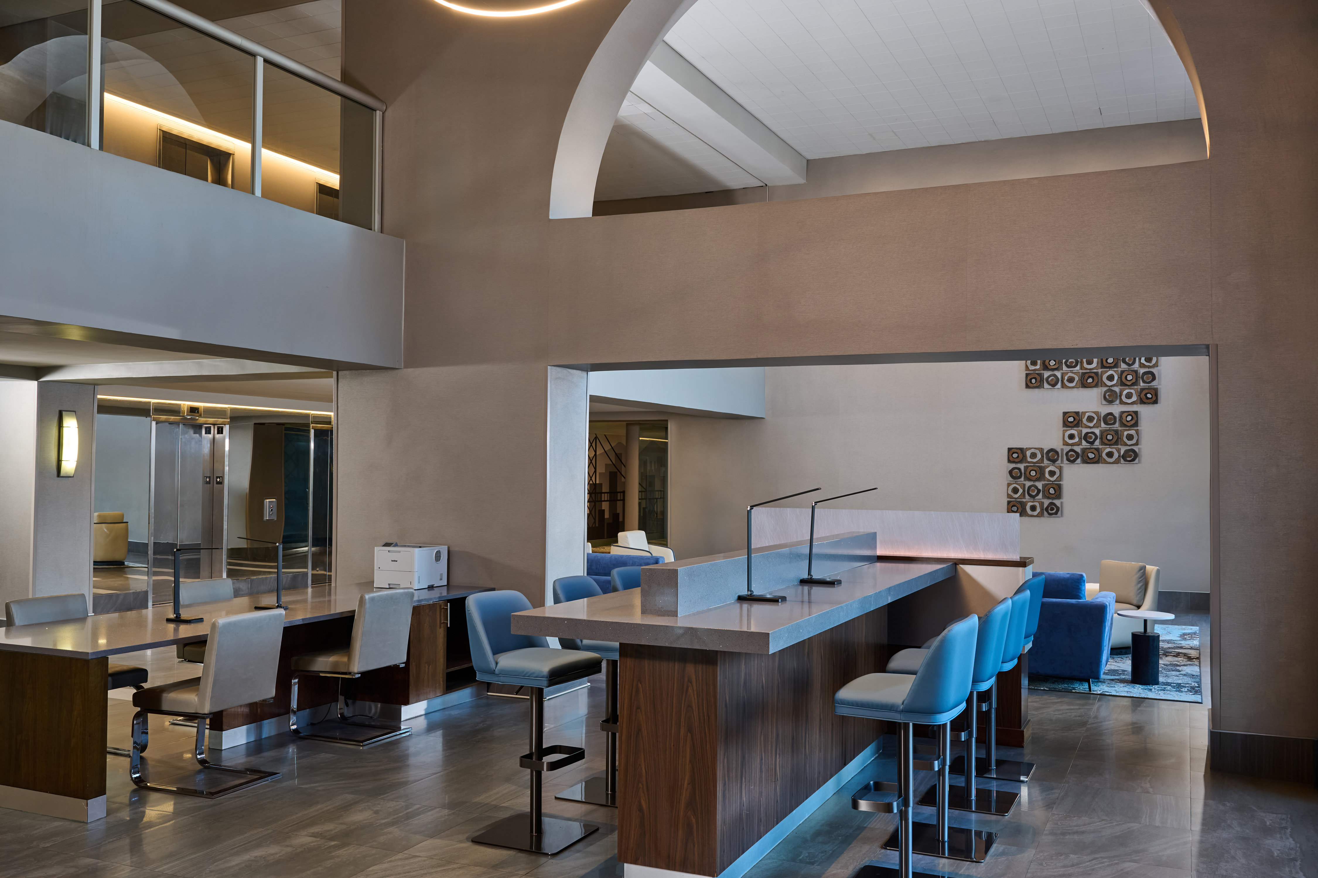 Doubletree By Hilton Newark Fremont 40/76