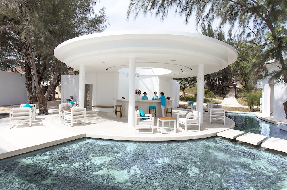 Fleur de Lys Resort & Spa Long Hai 88/94