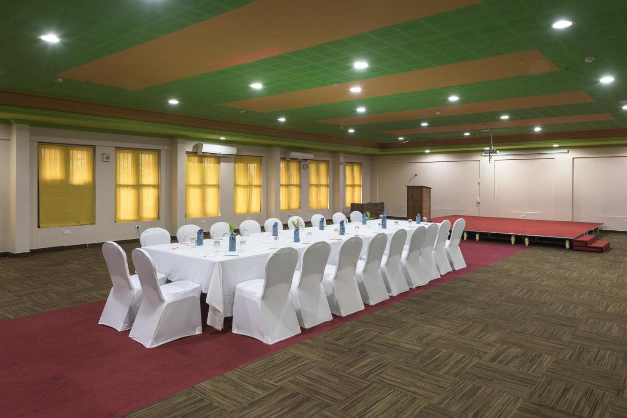 Club Mahindra Poovar 16/24