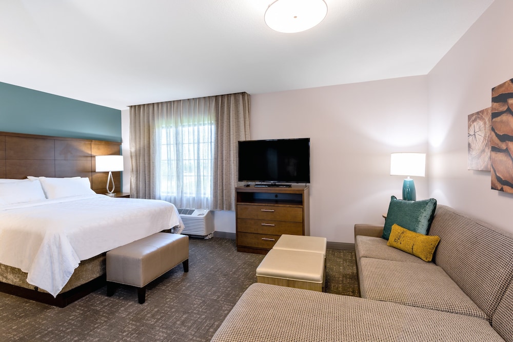 Staybridge Suites Fort Lauderdale Airport - West 9/53
