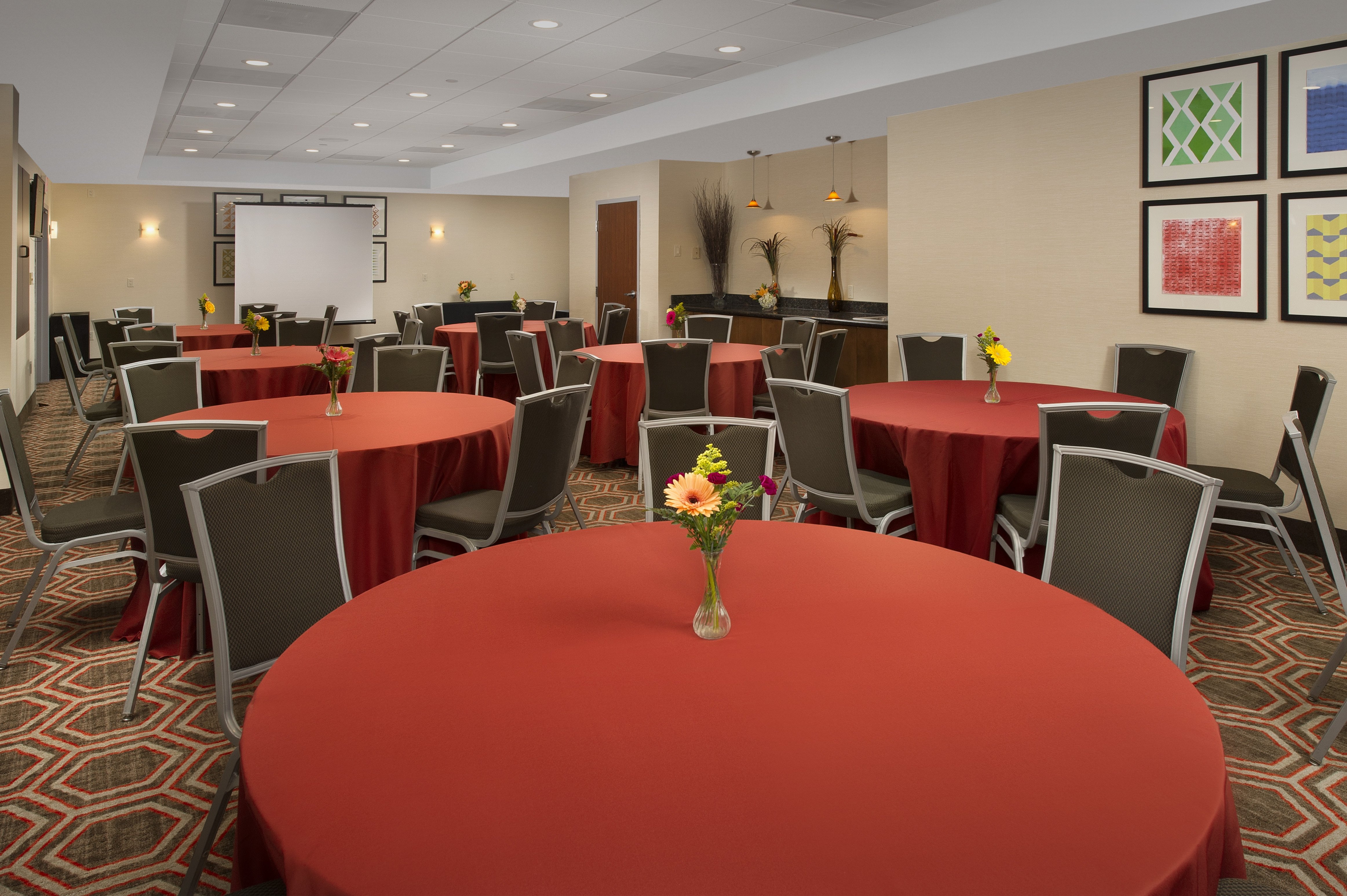 Holiday Inn Express Baltimore At the Stadiums 49/55