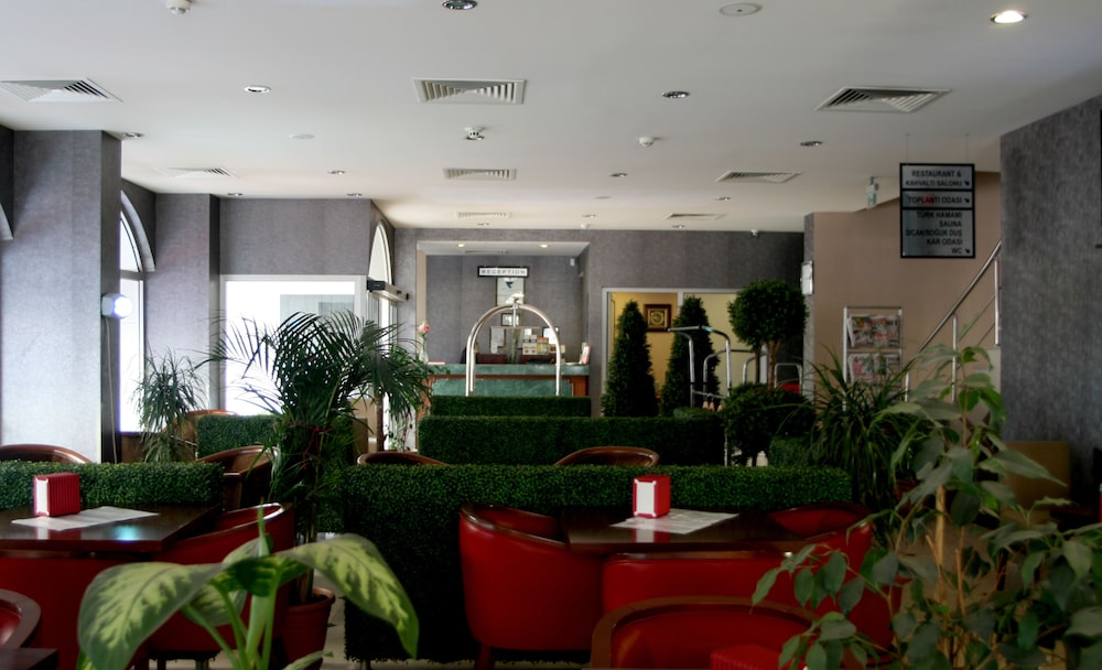 Cetin Hotel 25/39