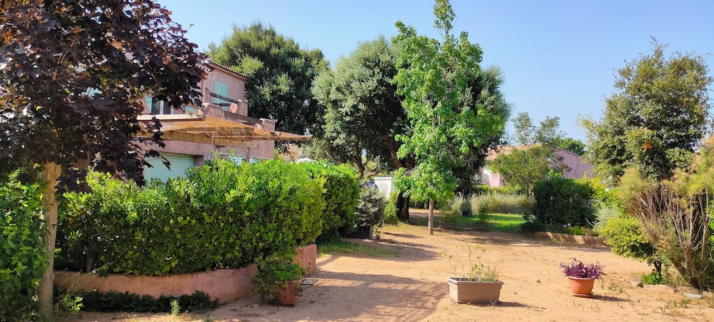 Residence Les Cigales 43/49