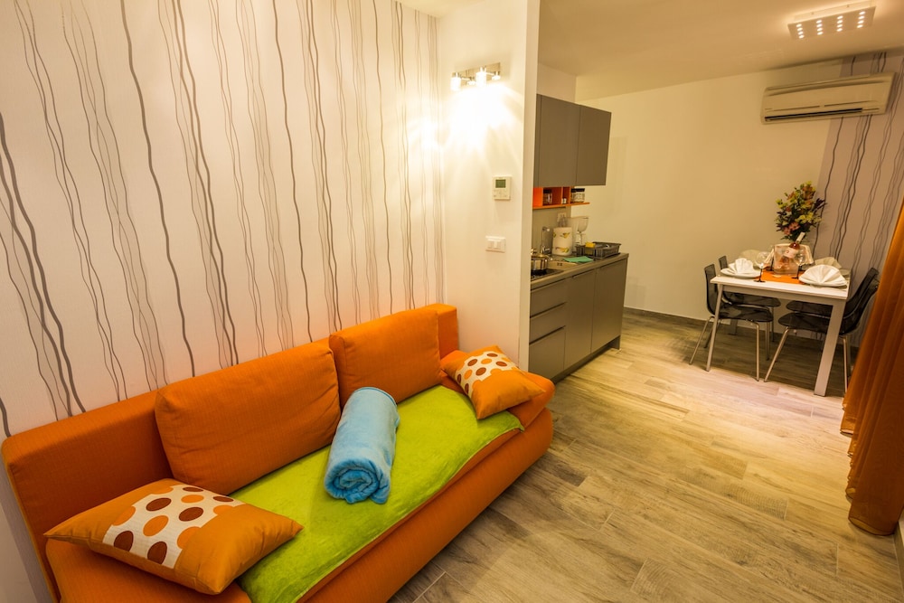 Aparthotel Gimi 32/62