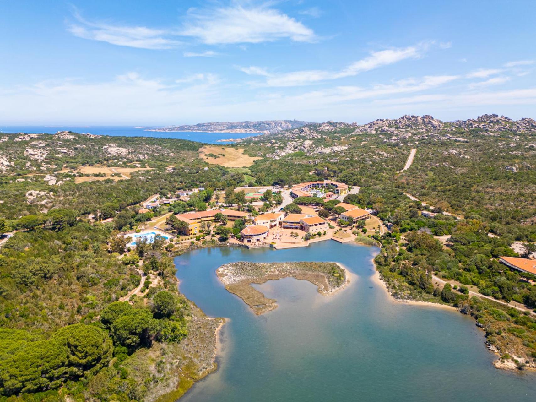 Ahr Costa Serena Village 40/50