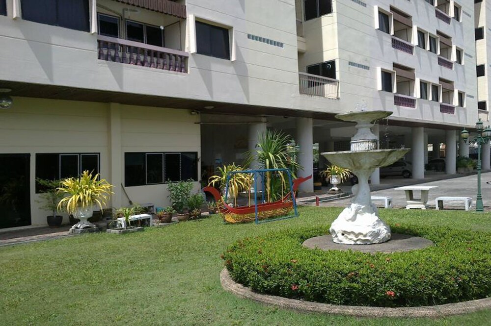 Muang Thong Family Suite Hat Yai 7/56