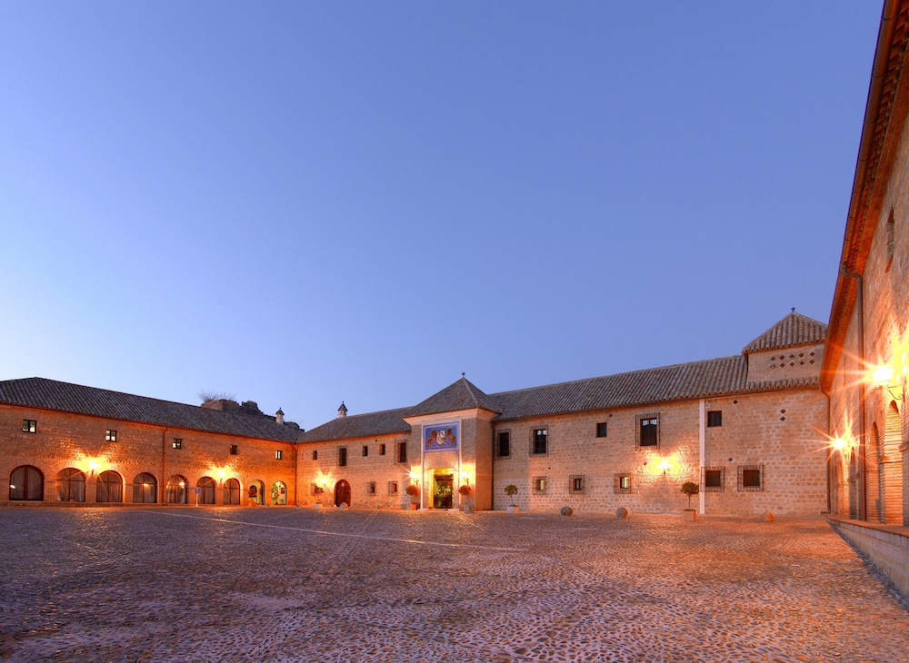 Parador De Carmona 2/40