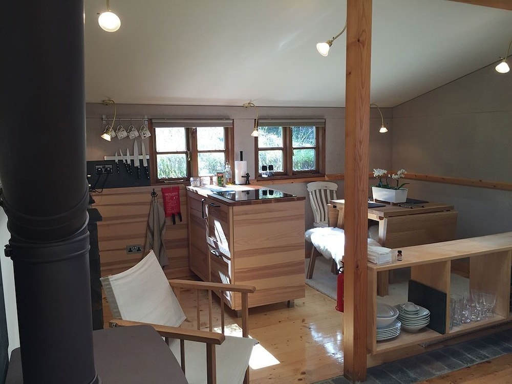 Owl Lodge 32/50