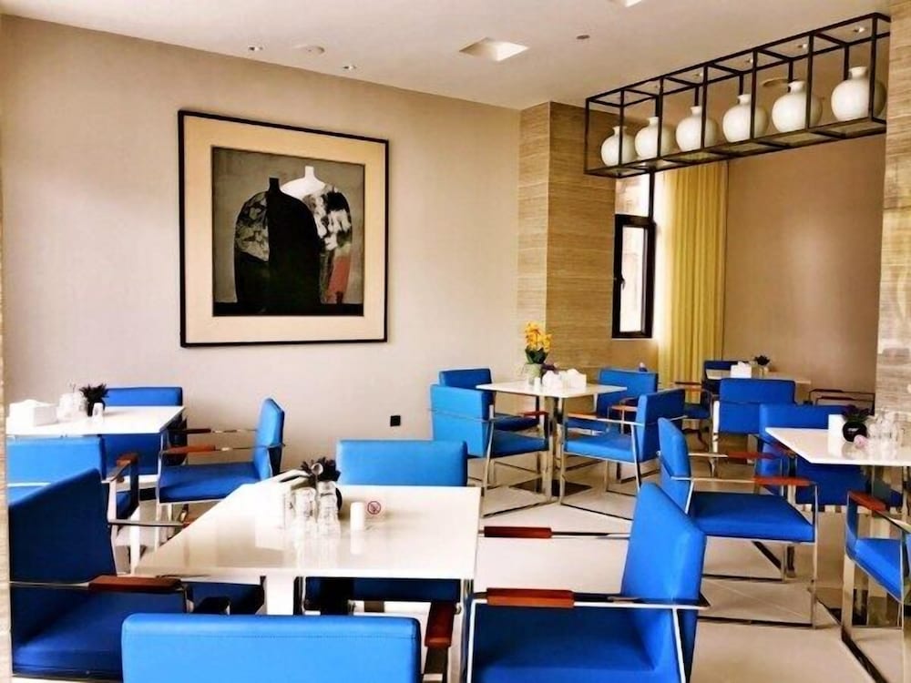 Jinjiang Inn Select Shanghai Safari Pak 23/24