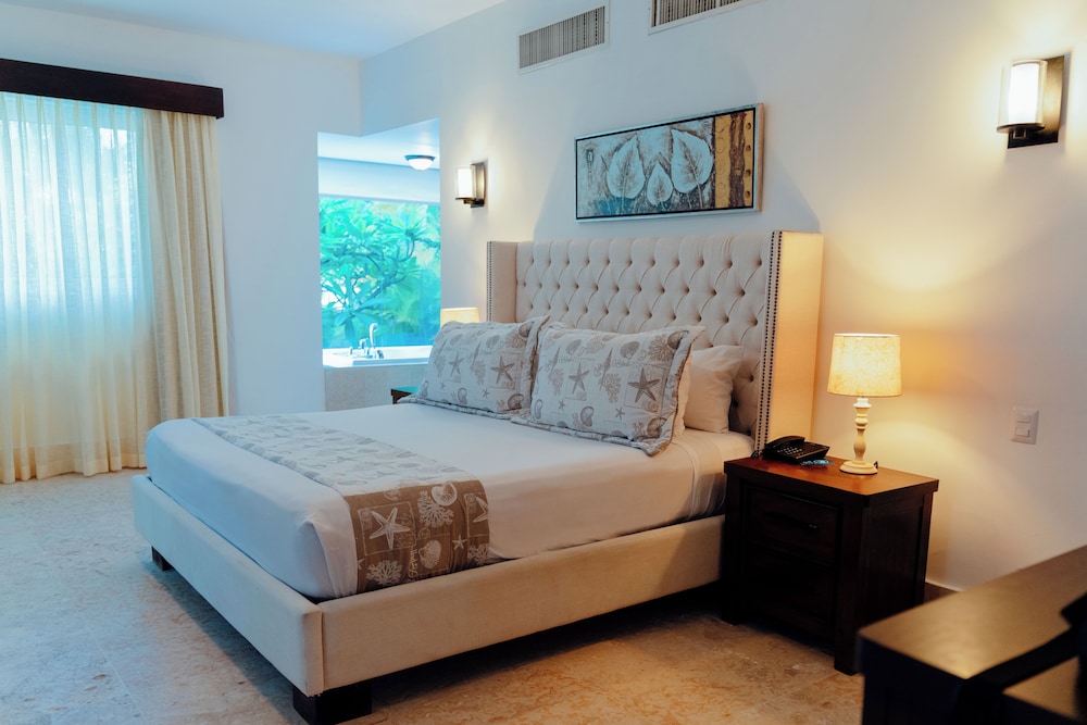 The Cliff 6 Bed Villa - All Inclusive 8/48