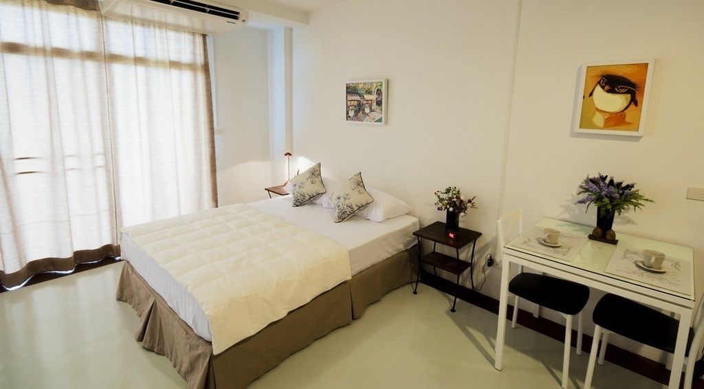DELUXE, DOUBLE BED