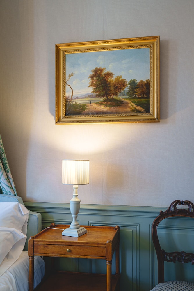 Chateau de Verrieres 26/52